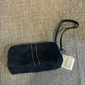 Coach Signature Black Wristlet
